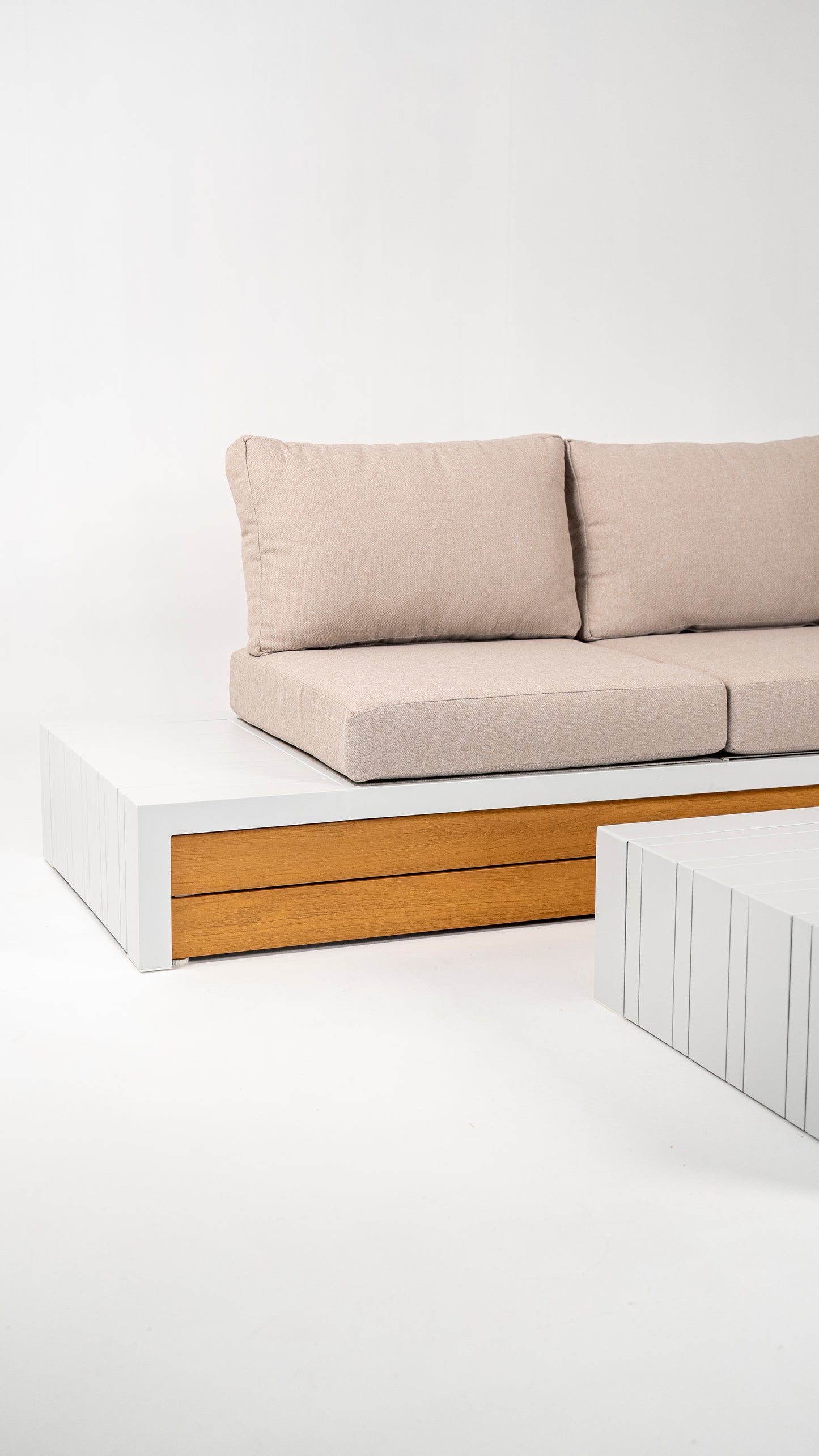 Showroommodel Ibiza - Frost White - Aluminium (1 beschikbaar)